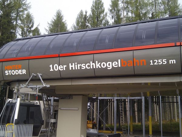 Leitner Lifte Stationsbeschriftung Hirschkogelbahn Hinterstoder