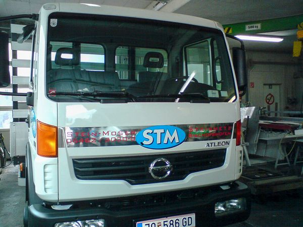 STM Stein Moser Eben - LKW beschriftet mit bedruckter Hochleistungsfolie und Chromfolie