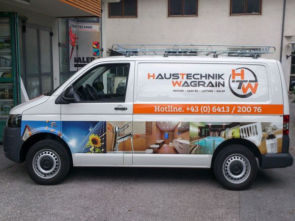 Haustechnik Wagrain - VW Bus mit Digitaldruck auf Autohochleistungsfolie beschriftet