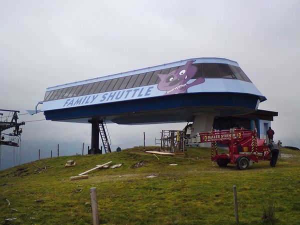 Bergbahnen Shuttleberg Stationsbeschriftung Family Shuttle