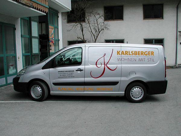 Karlsberger Wohnen - Citroen mit gegossenen Autohochleistungsfolien beschriftet