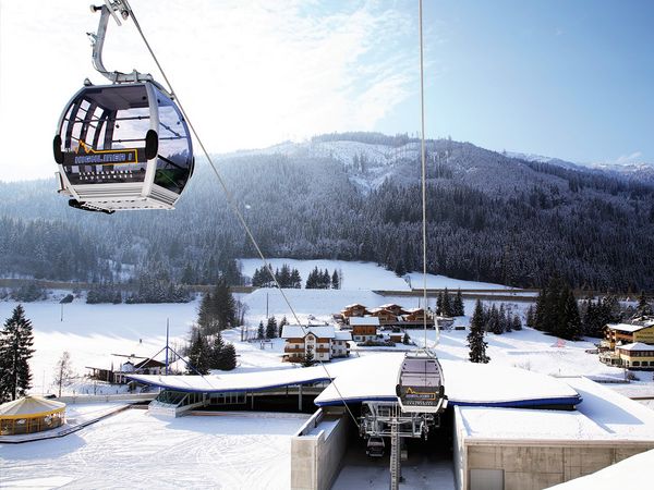 Bergbahnen Zauchensee Kabinenbeschriftung Highport Flachauwinkl