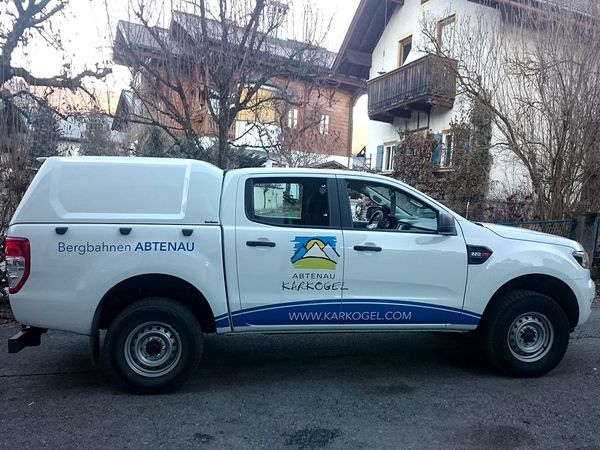 Bergbahnen Karkogel Abtenau - Ford Ranger Pick-up mit Digitaldruck und gegossener Autohochleistungsfolie beschriftet