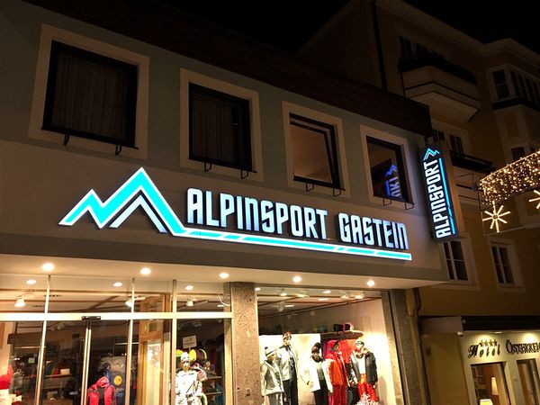 Alpinsport Gastein - Frontleuchter mit Day- & Nightfolie