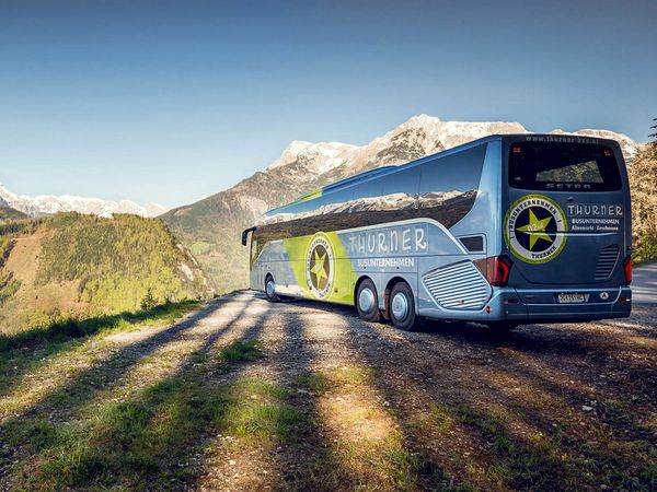 Thurner Busreisen Altenmarkt - Busbeschriftung mit Digitaldruck auf Hochleistungsfolie (Foto: Daniel Sobietzki - www.sobietzki.at)