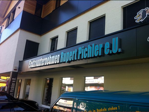 Elektro Pichler Wagrain - Alu-Frontleuchter