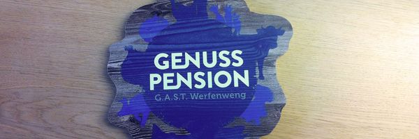 Hungry - Genuss Pension Gemeinde Werfenweng - gebuerstete 3-Schichtplatten konturgeschnitten und direkt bedruckt Hungry - Genuss Pension Gemeinde Werfenweng - gebuerstete 3-Schichtplatten konturgeschnitten und direkt bedruckt