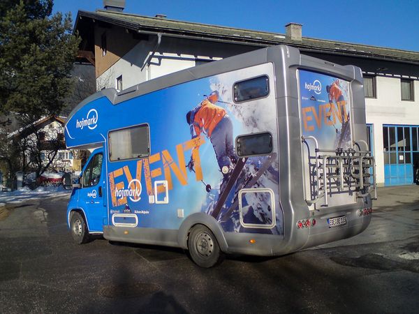 Hojmark Rejser Zell am See - Wohnmobil Vollfolierung mit Digitaldruck auf Autohochleistungsfolie (2)