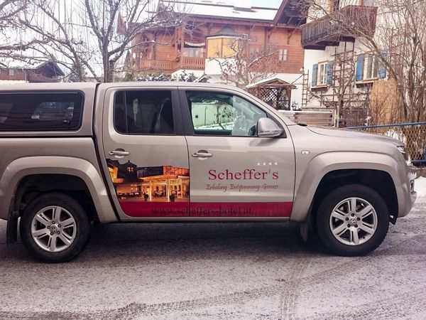 Scheffer's Hotel Altenmarkt - VW Amarok Digitaldruck auf Autohochleistungsfolie beschriftet