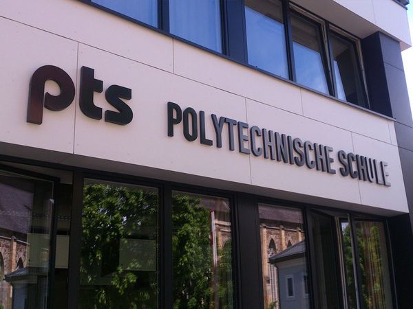 PTS Polytechnische Schule St  Johann - 3D-Alubuchstaben