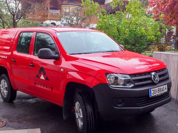 Bergbahnen Wagrain - VW Pickup mit gegossenen Hochleistungsfolien beschriftet