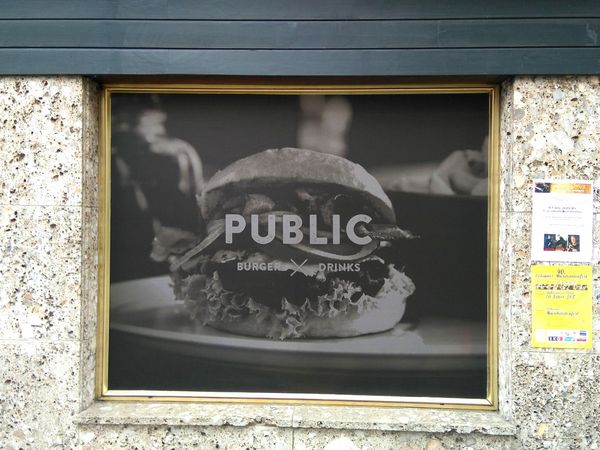 Public Bischofshofen - Fensterbeklebung mit Digitaldruck auf Satinatofolie mit mattem Schutzlaminat