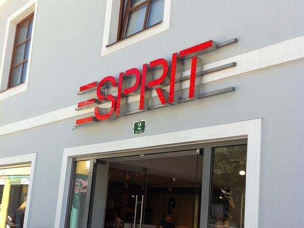 Esprit Shop - Alu-Frontleuchter