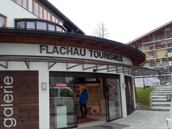 TVB Flachau - lackierte 3D-Buchstaben aus 19mm Forex