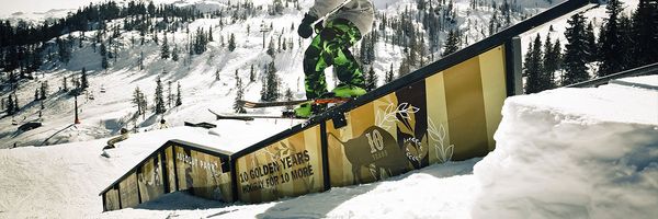 Bergbahnen Shuttleberg - Rails beschriftet mit bedruckter Hochleistungsfolie
