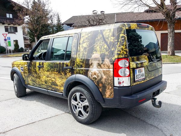 Bertalanffy Michael Unterach am Attersee - Land Rover Vollfolierung mit Digitaldruck auf Autohochleistungsfolie