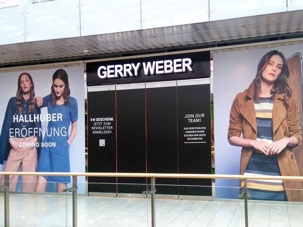 Gerry Weber Europark Salzburg - Schaufensterbeklebung