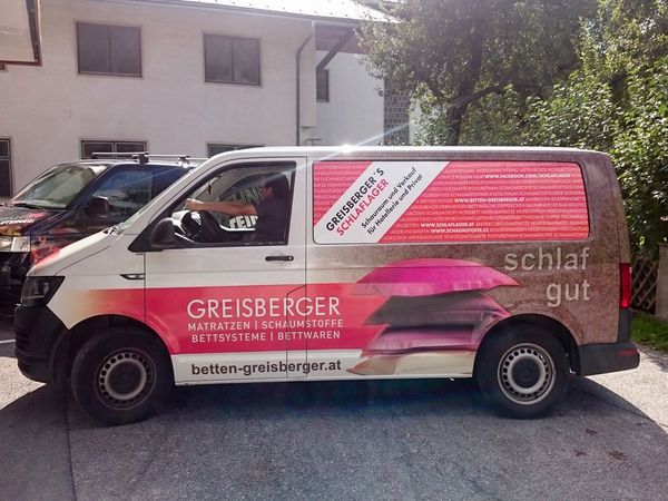 Betten Greisberger Salzburg - VW Bus Vollfolierung mit Digitaldruck auf Autohochleistungsfolie