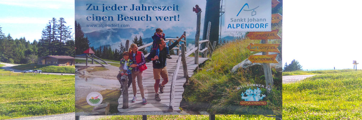 Bergbahnen Alpendorf - Geisterberg Werbetafel mit Digitaldruckfolie auf Rueckseite von Panoramatafel