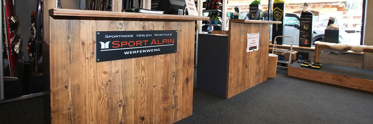 Sport Alpin Werfenweng - Shopmoebel mit direkt bedruckten 3-Schichtplatten mit Altholzoptik