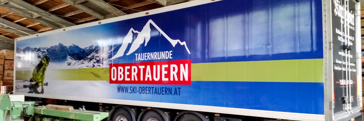 Liftgemeinschaft Obertauern - LKW Anhaenger mit Digitaldruck auf Hochleistungsfolie beklebt